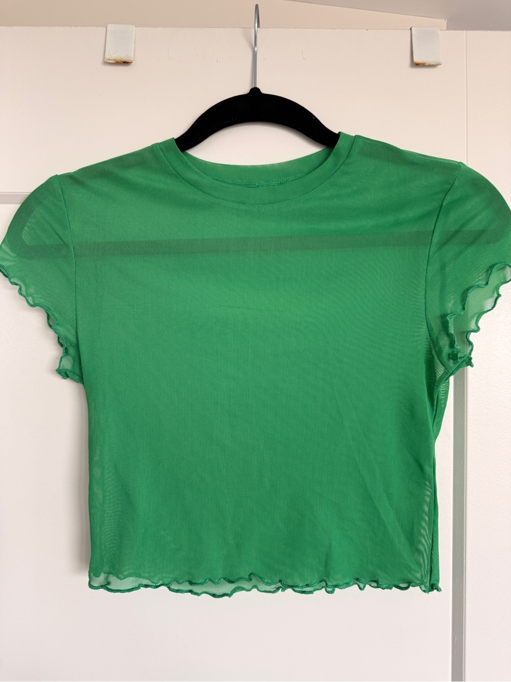 Women’s Green cropped Mesh Short Sleeve Top